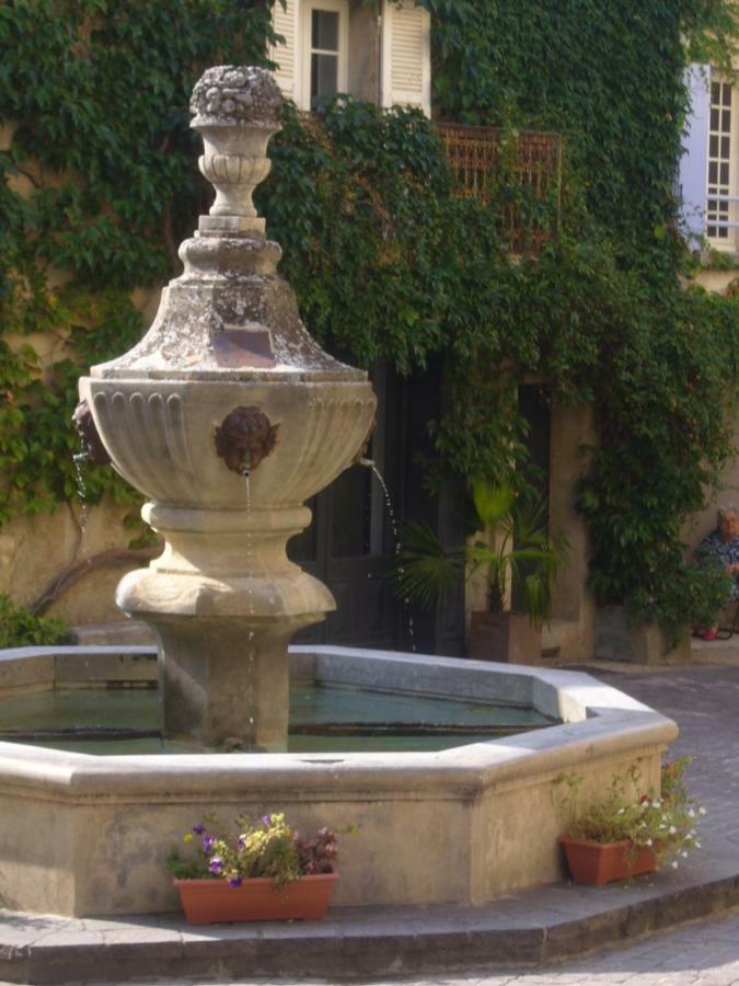 Appartement Maison Provençale à Venasque Extérieur photo