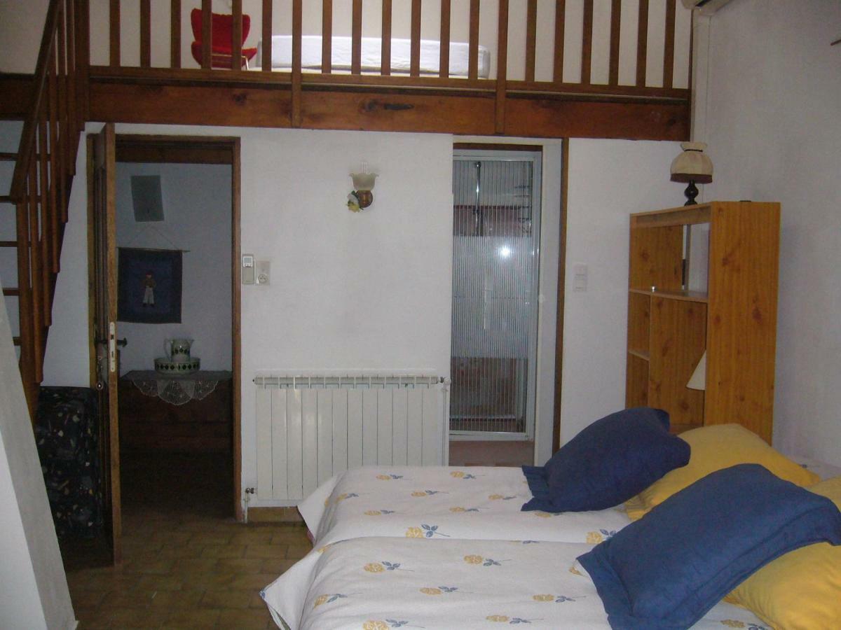 Appartement Maison Provençale à Venasque Extérieur photo